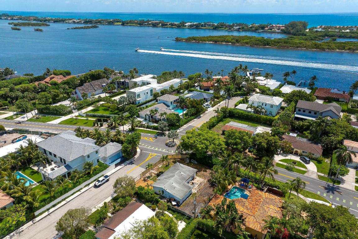 7935 S Flagler Drive