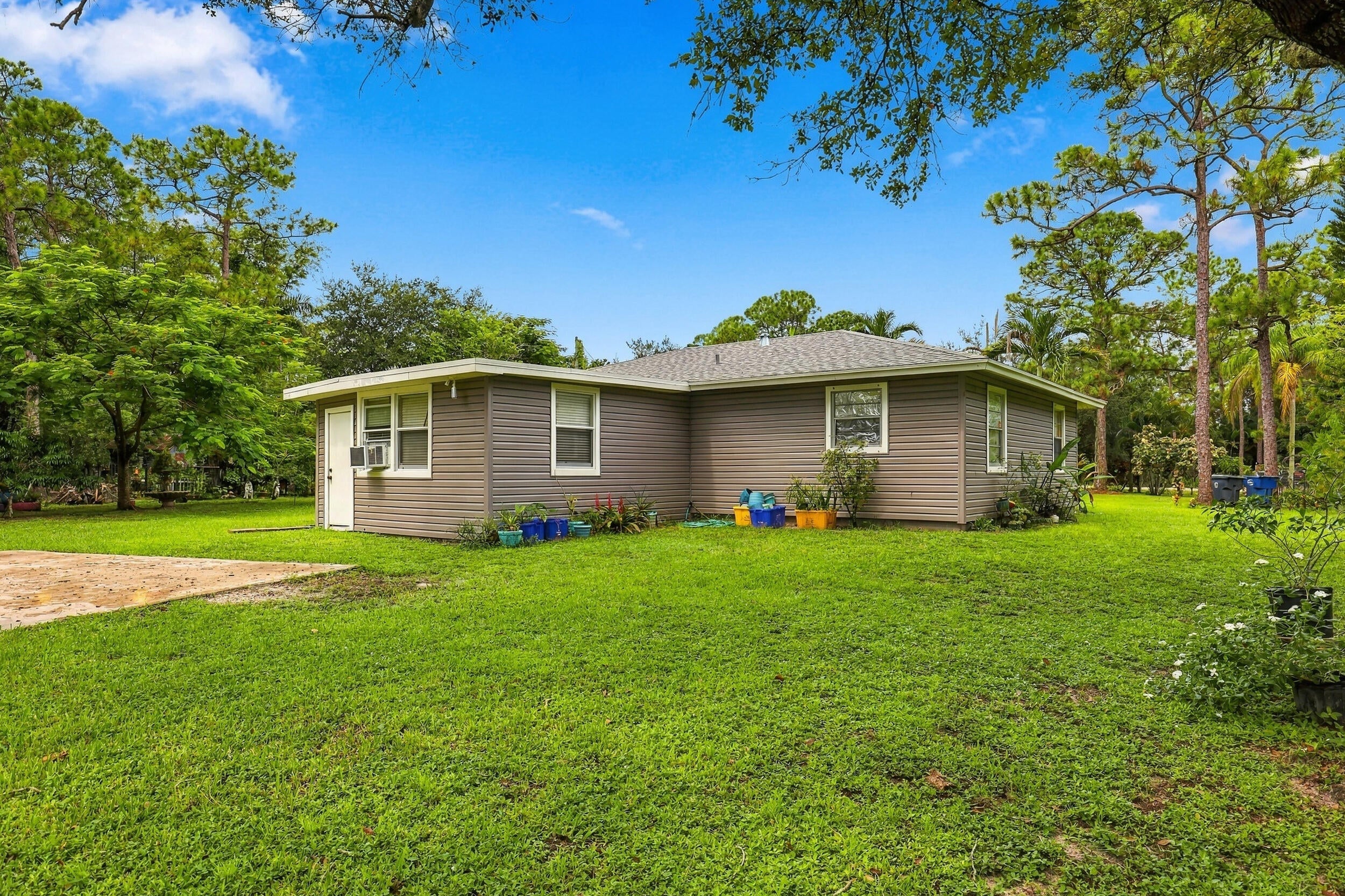 13662 N 54TH N