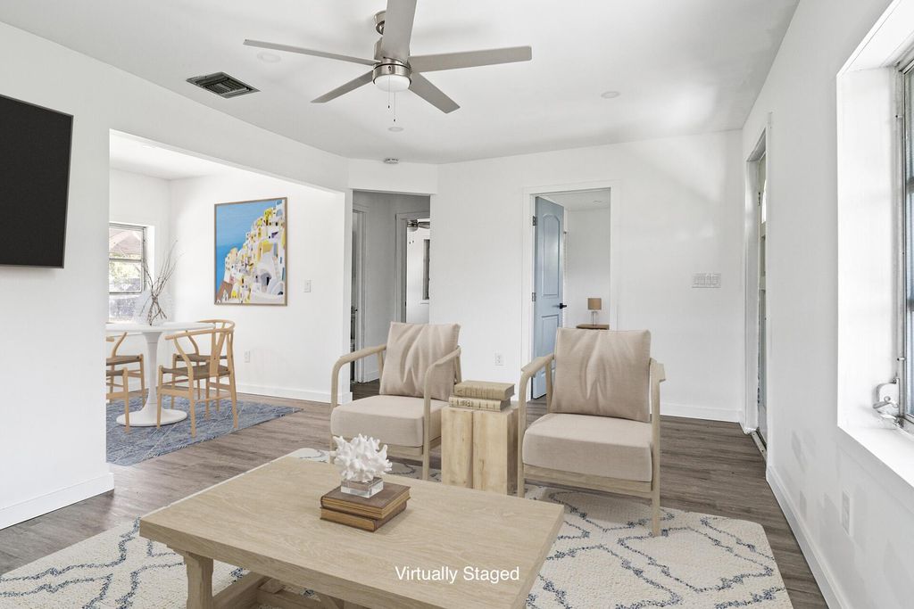 Photo of 604 W Ocean Avenue, Lantana, FL 33462 (MLS # R11089921)