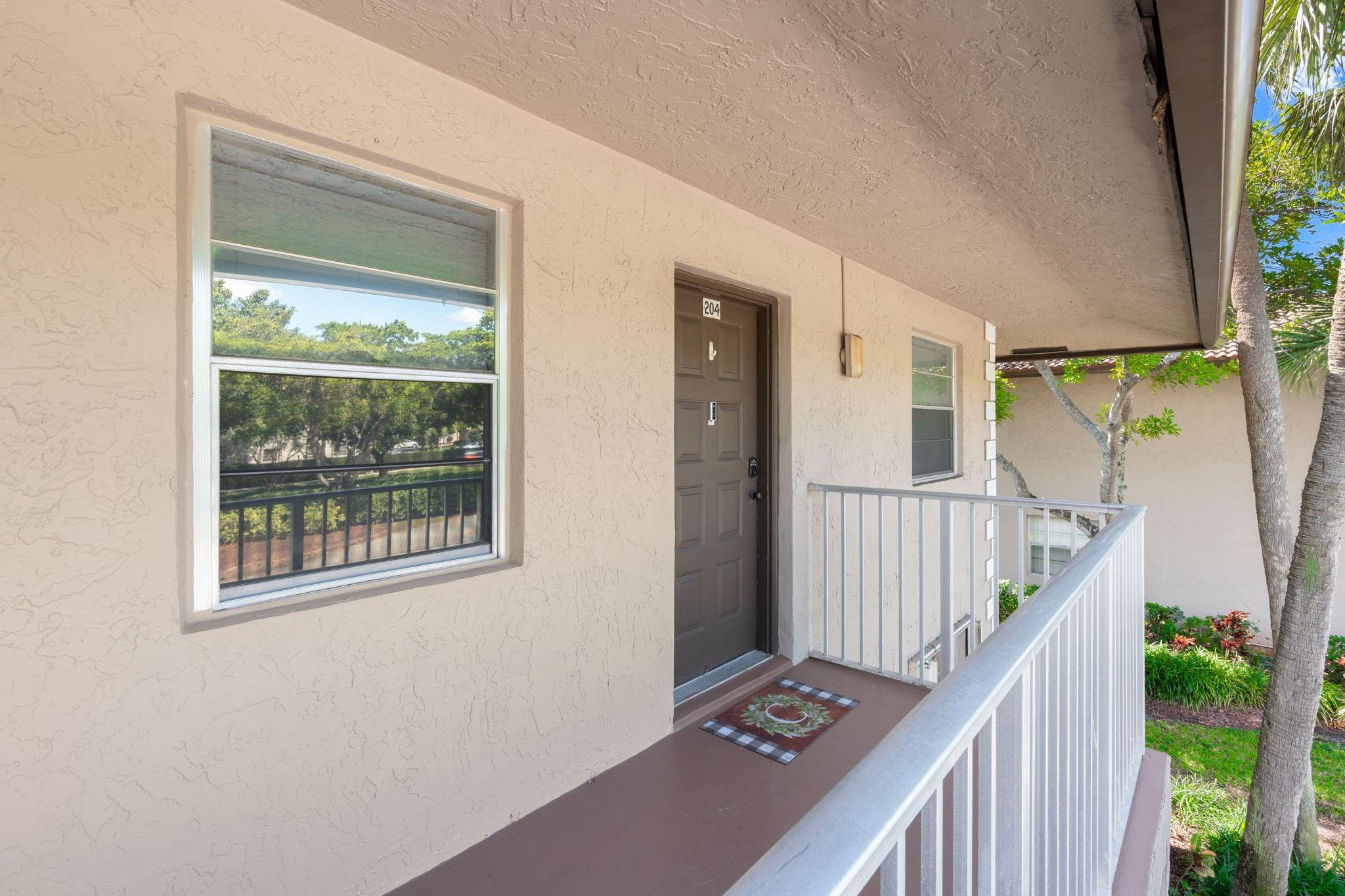 PALM VILLAGE CONDO - Residential Lease