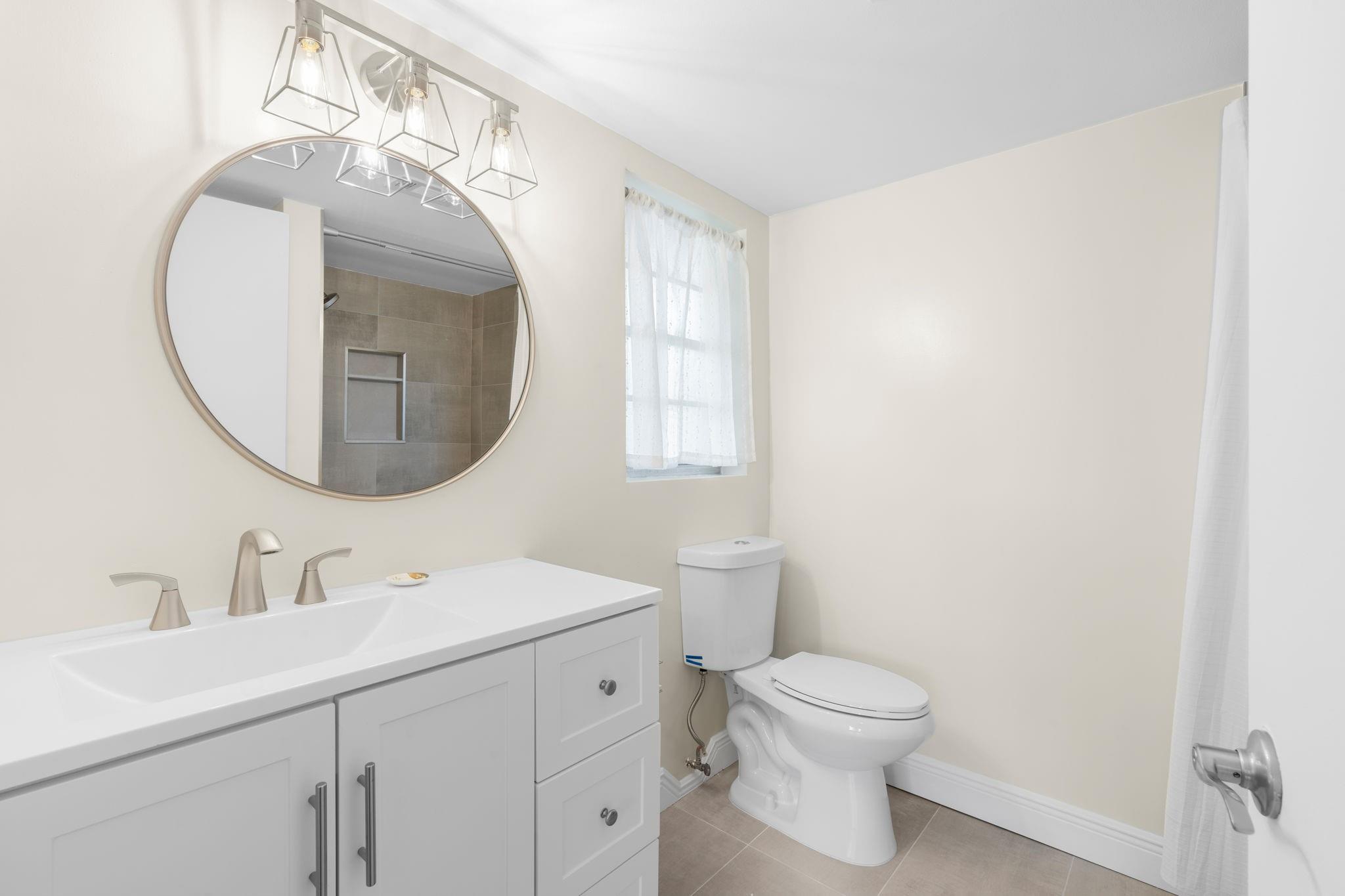 PALM VILLAGE CONDO - Residential Lease