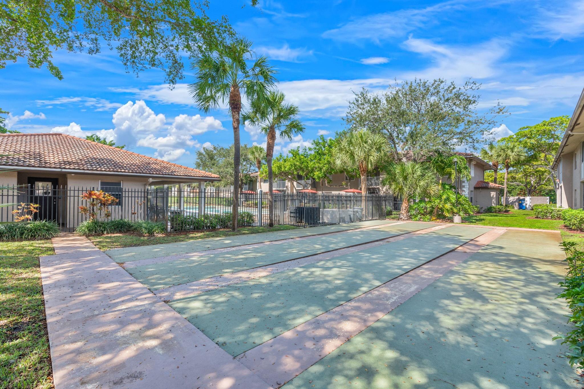 PALM VILLAGE CONDO - Residential Lease