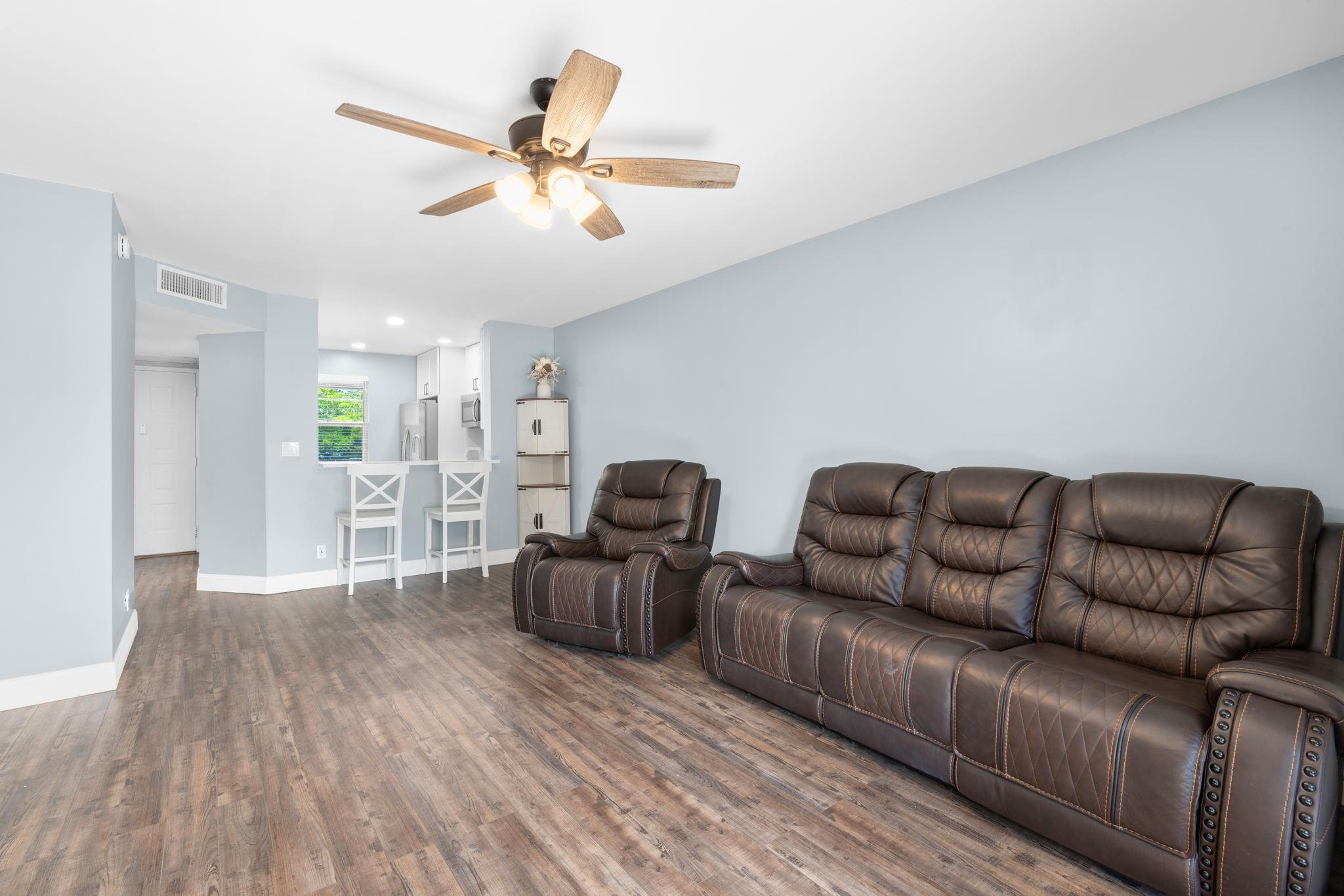 PALM VILLAGE CONDO - Residential Lease