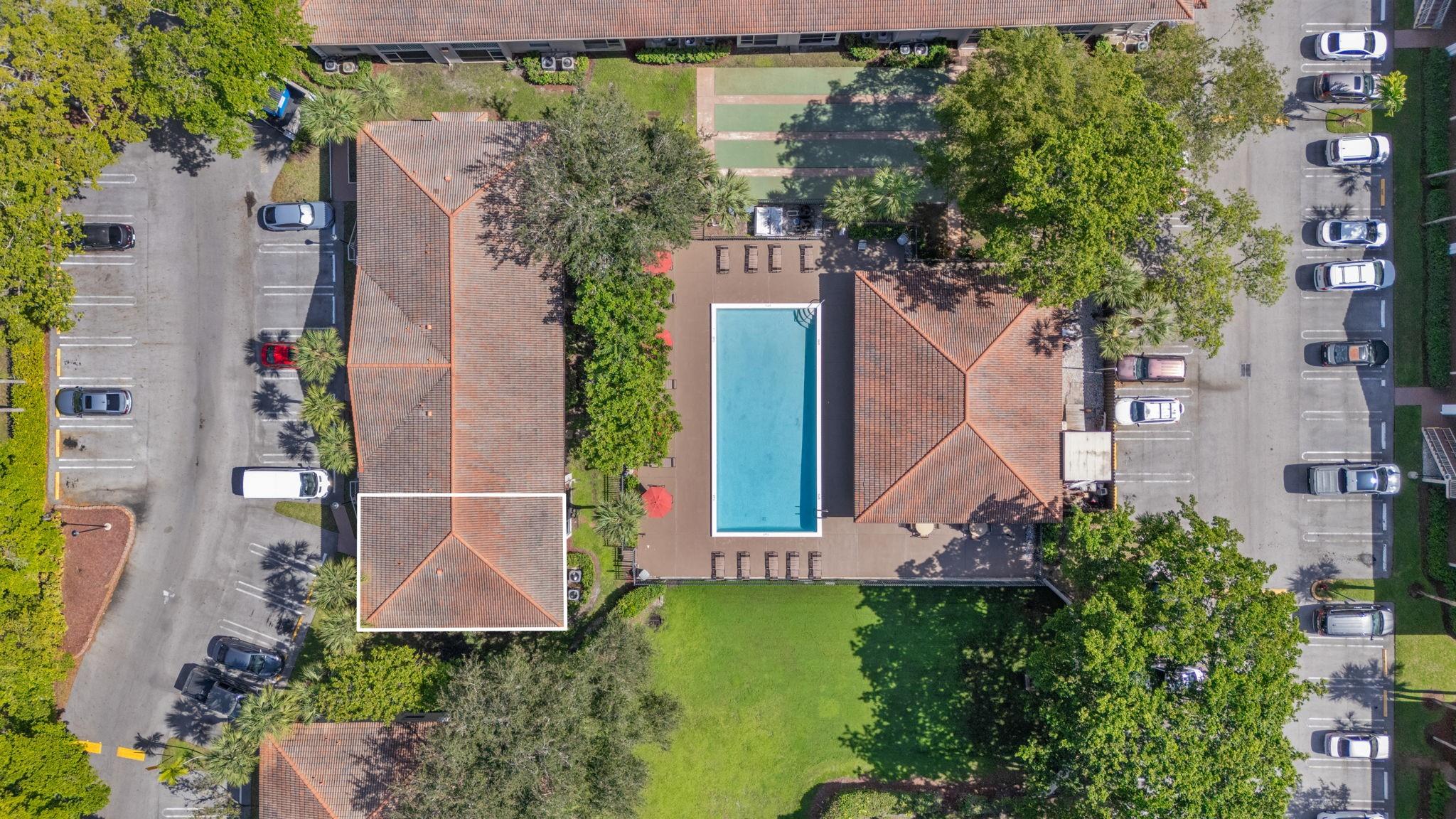 PALM VILLAGE CONDO - Residential Lease