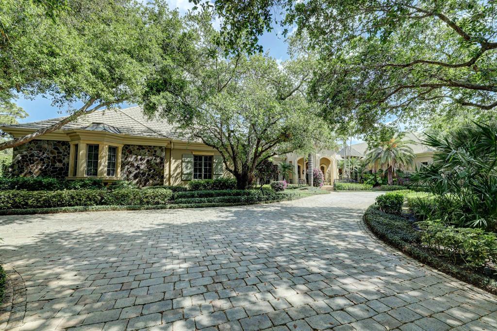 BEARS CLUB - Residential