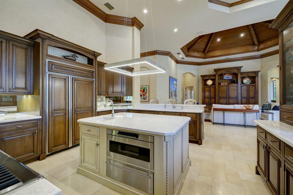 BEARS CLUB - Residential