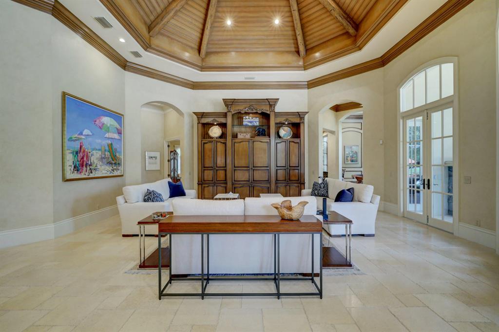 BEARS CLUB - Residential