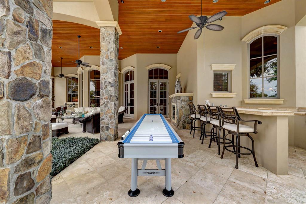 BEARS CLUB - Residential