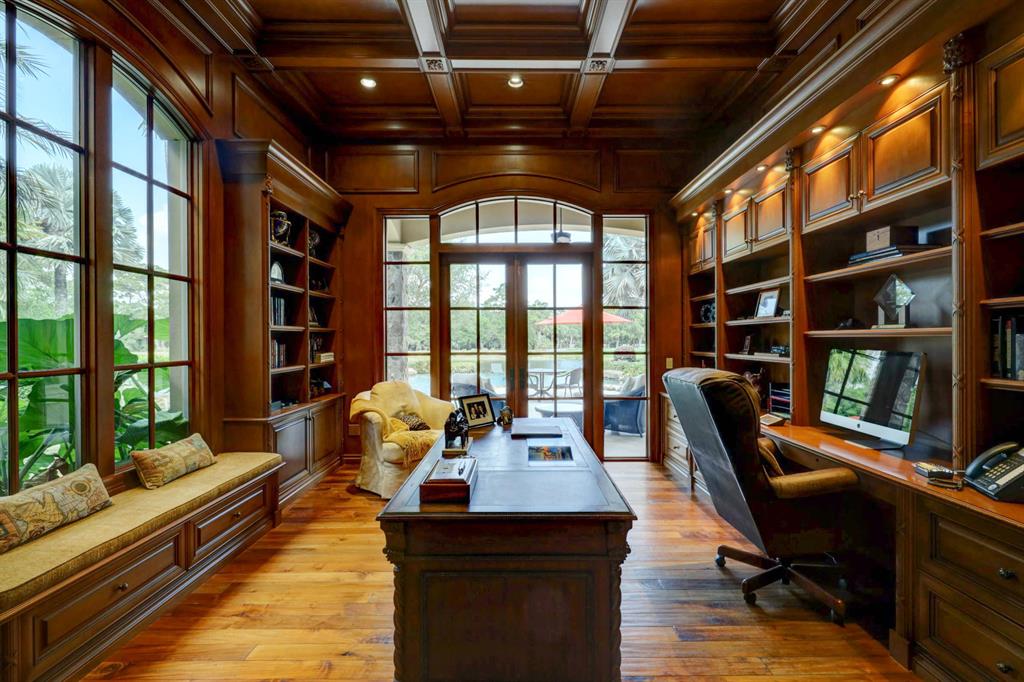 BEARS CLUB - Residential