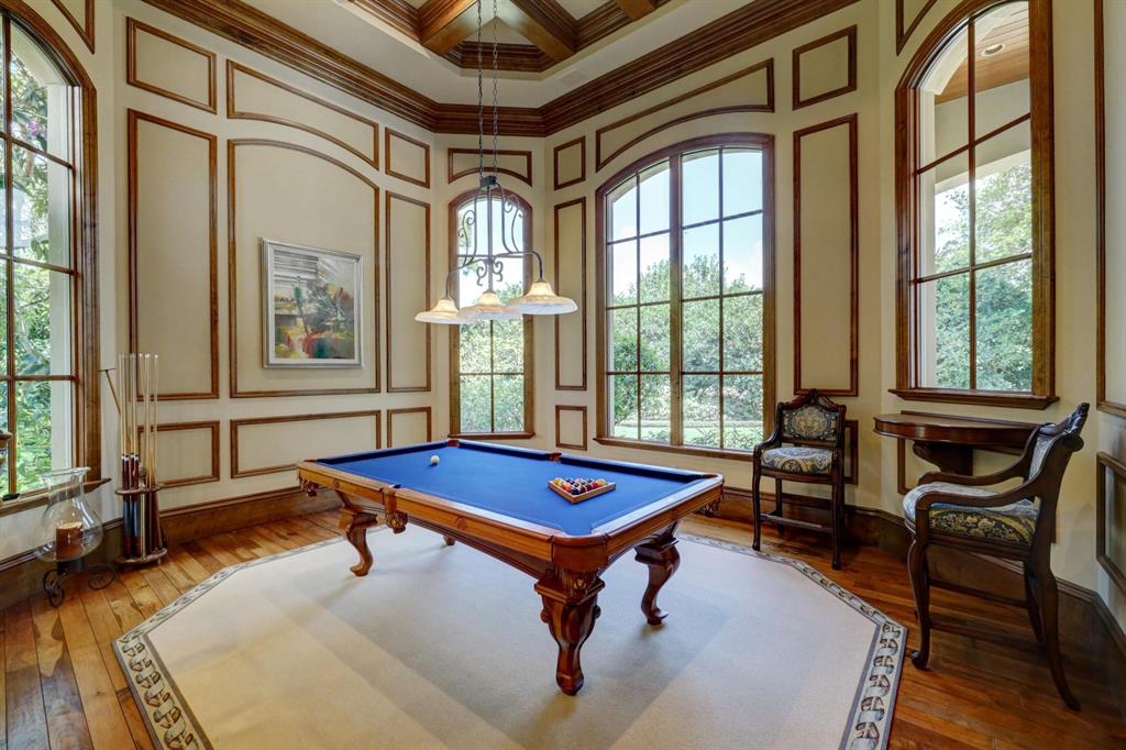 BEARS CLUB - Residential