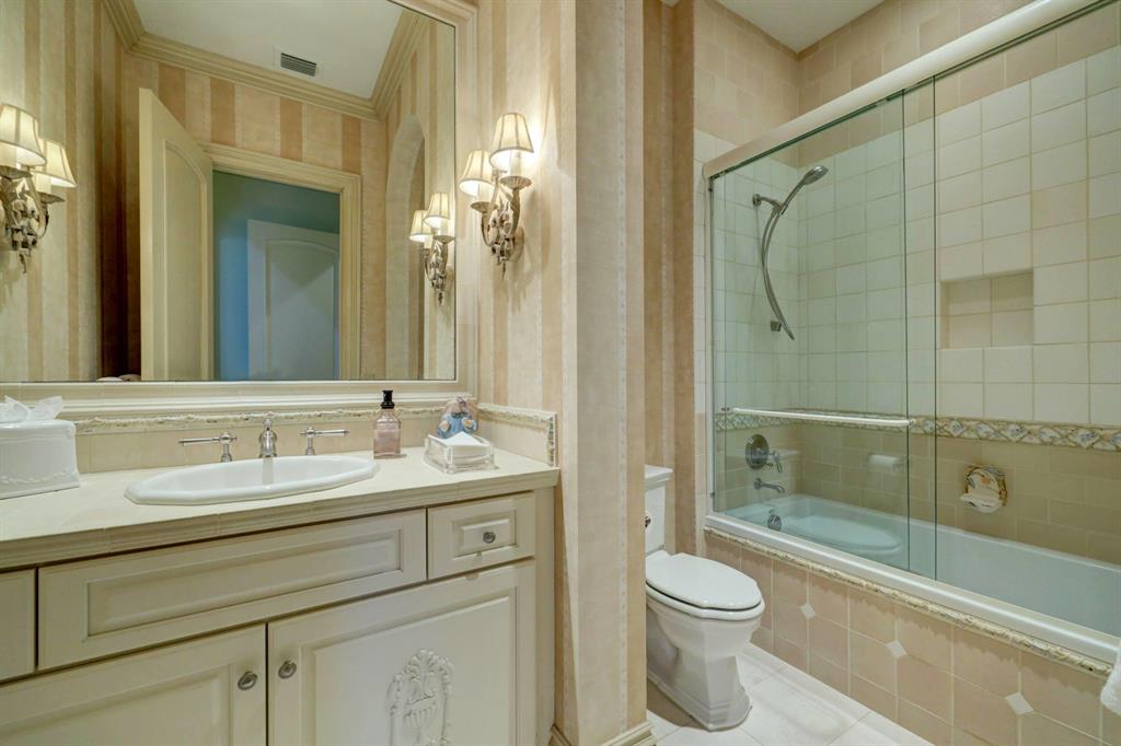 BEARS CLUB - Residential