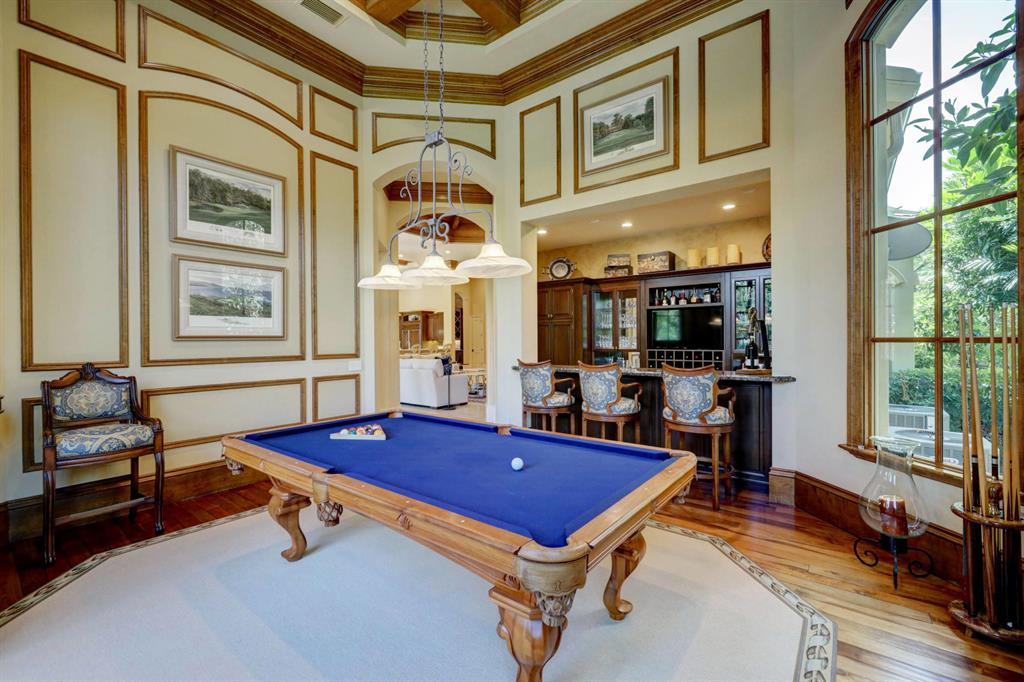 BEARS CLUB - Residential