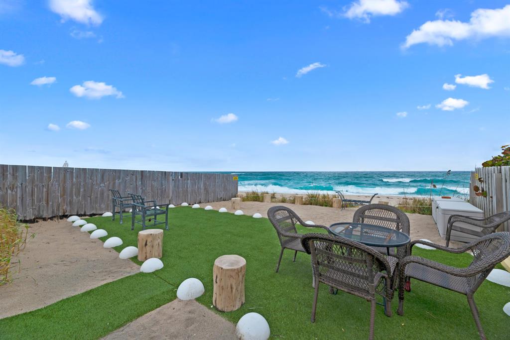 BIENESTAR CONDO - Residential