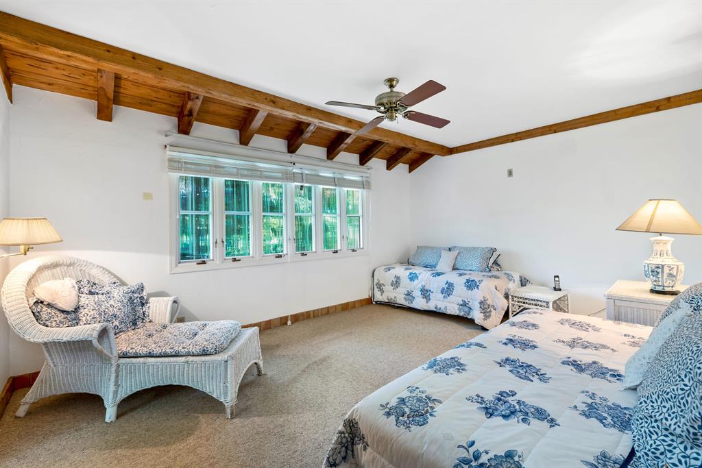 BIENESTAR CONDO - Residential