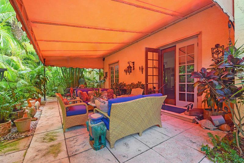 BIENESTAR CONDO - Residential