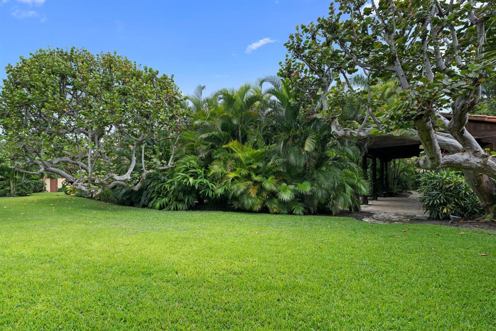 BIENESTAR CONDO - Residential