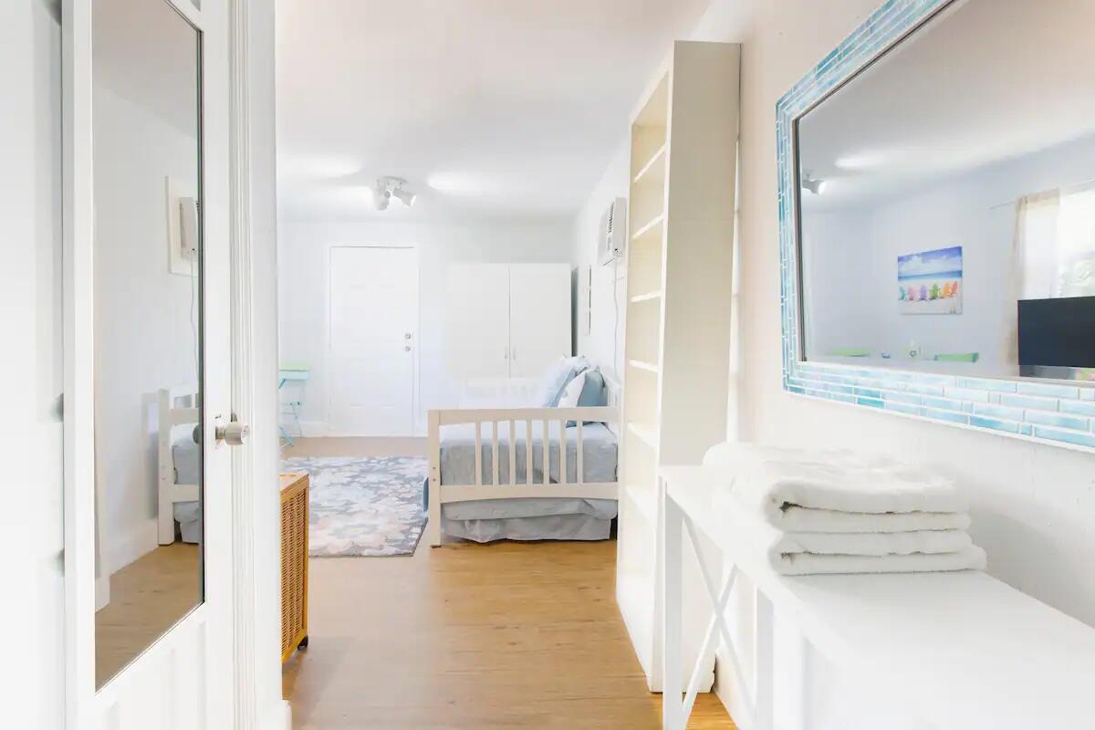 LAKE WORTH TOWN OF - Residential