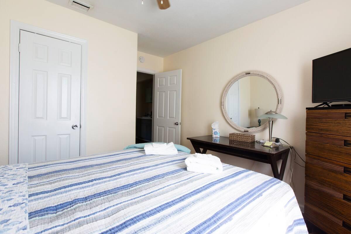 LAKE WORTH TOWN OF - Residential