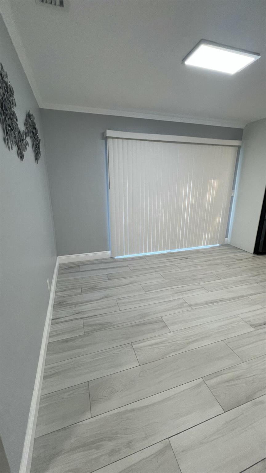 CITY SQUARE - Residential Lease