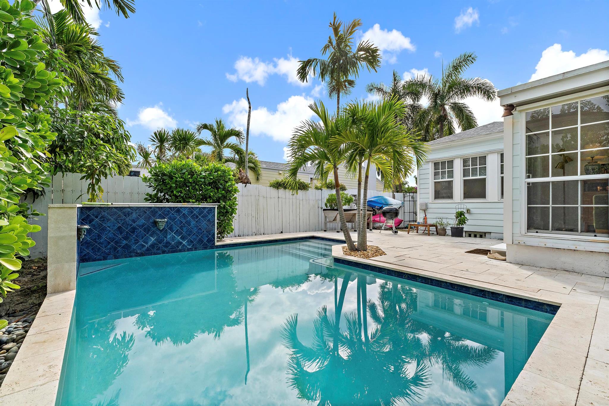 NORTH SHORE TERRACE 2 - Residential