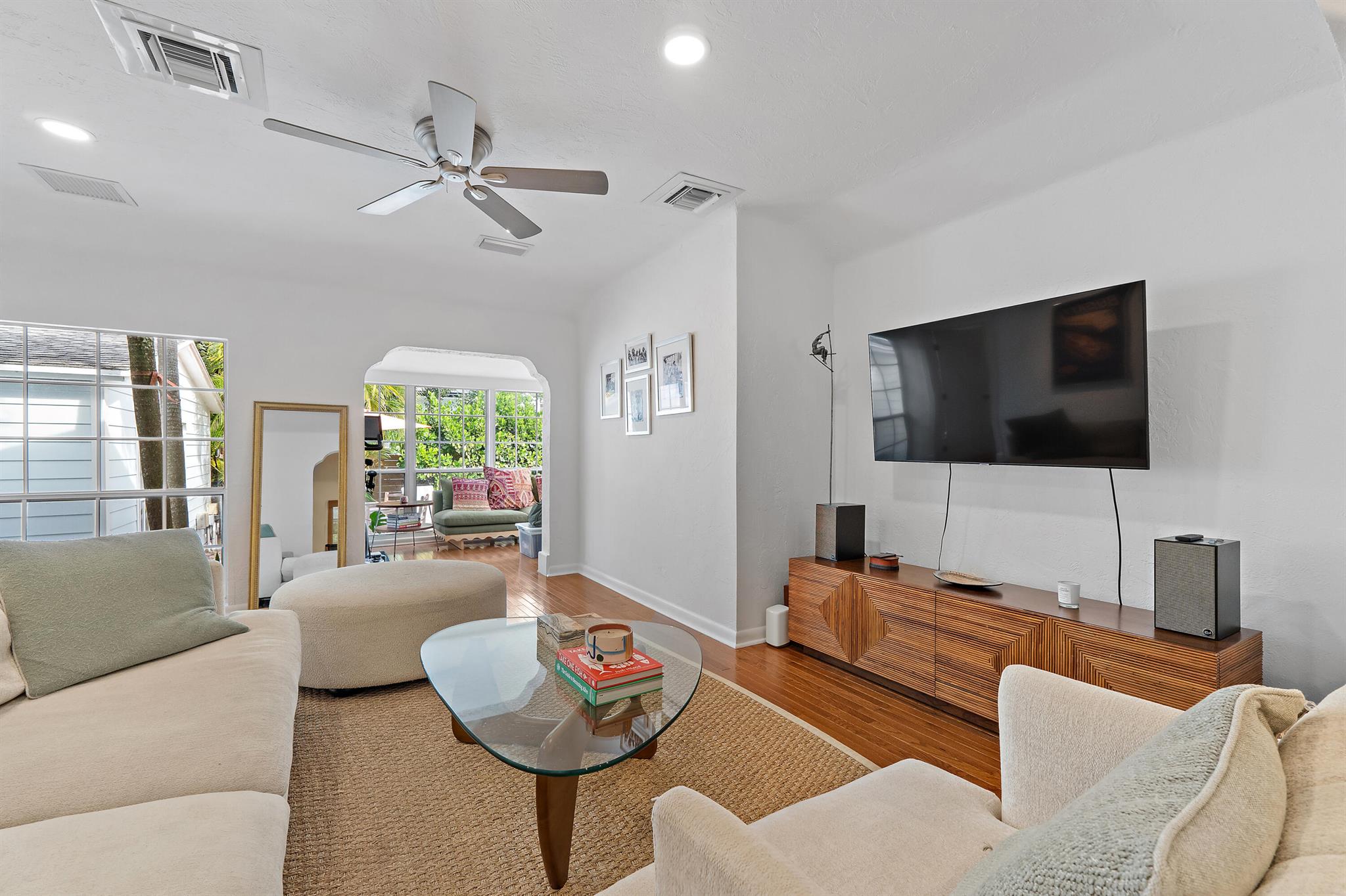 NORTH SHORE TERRACE 2 - Residential