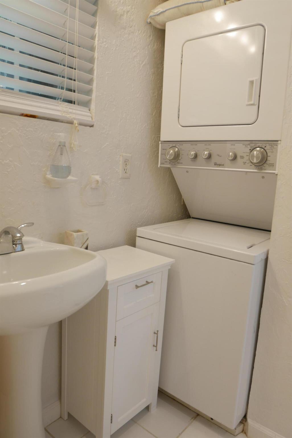 NORTH SHORE TERRACE 2 - Residential