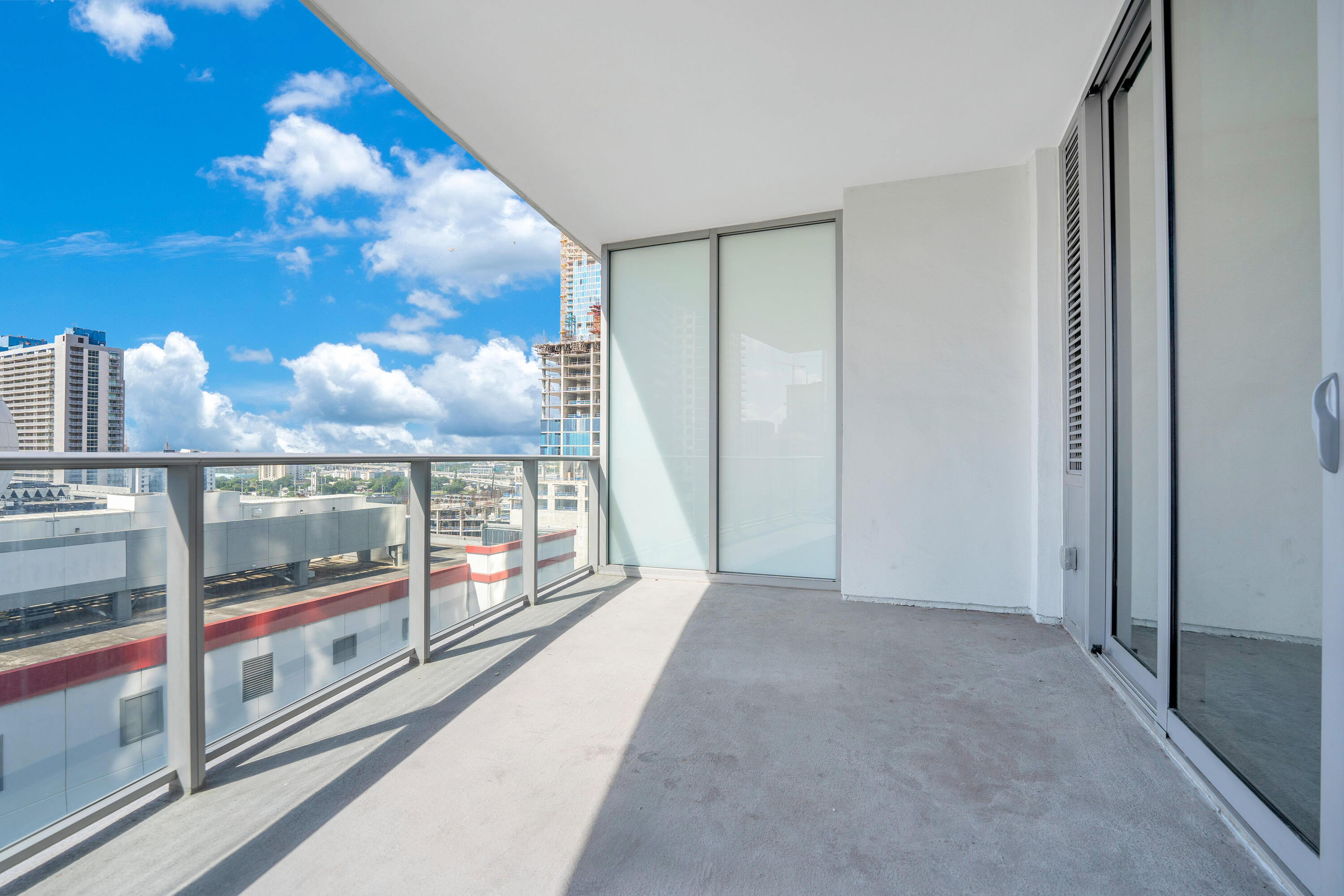 PARAMOUNT MIAMI WORLDCENTER CONDO - Residential Lease