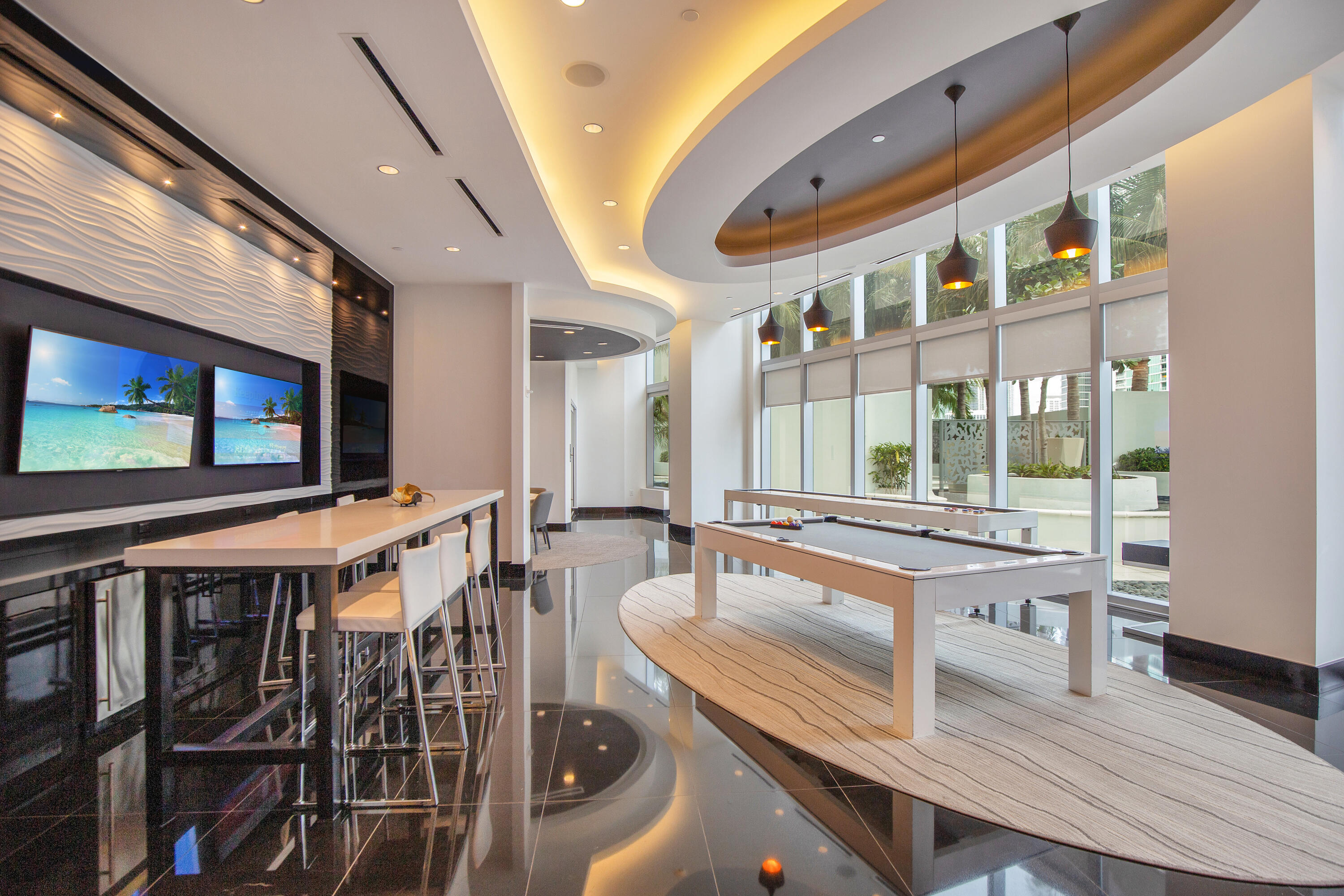 PARAMOUNT MIAMI WORLDCENTER CONDO - Residential Lease