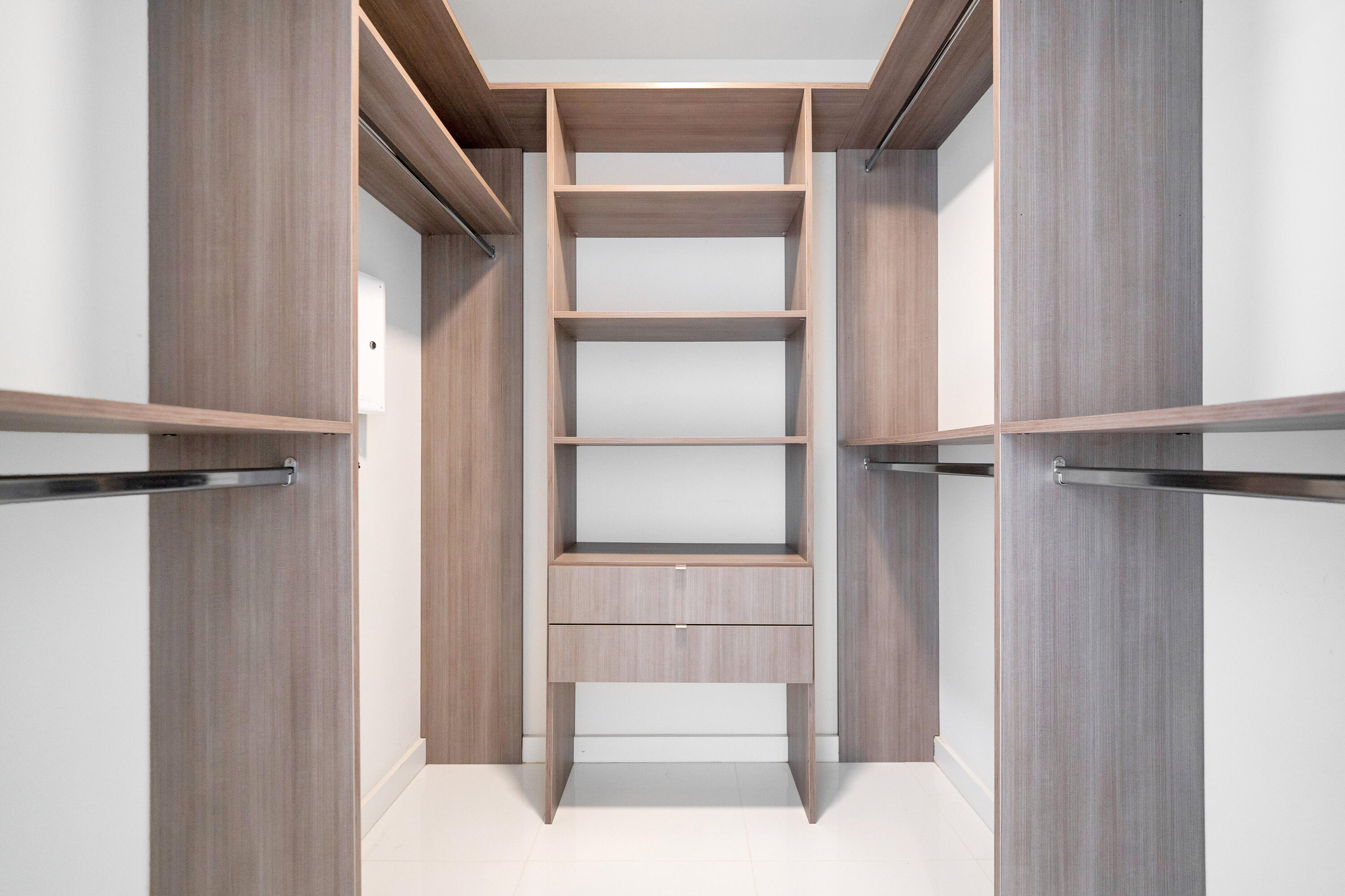 PARAMOUNT MIAMI WORLDCENTER CONDO - Residential Lease