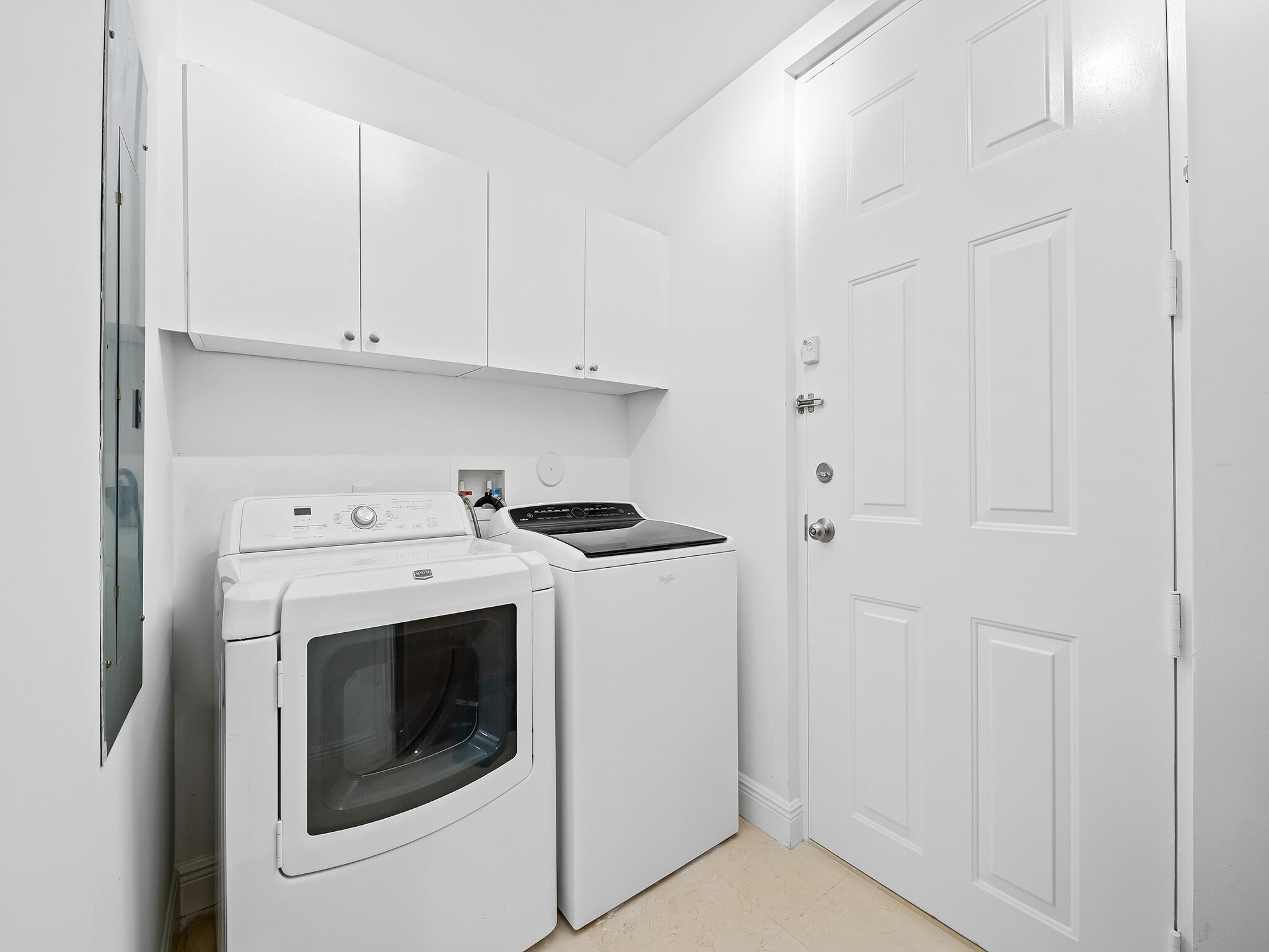 ARIA AT LAS OLAS CONDO - Residential Lease