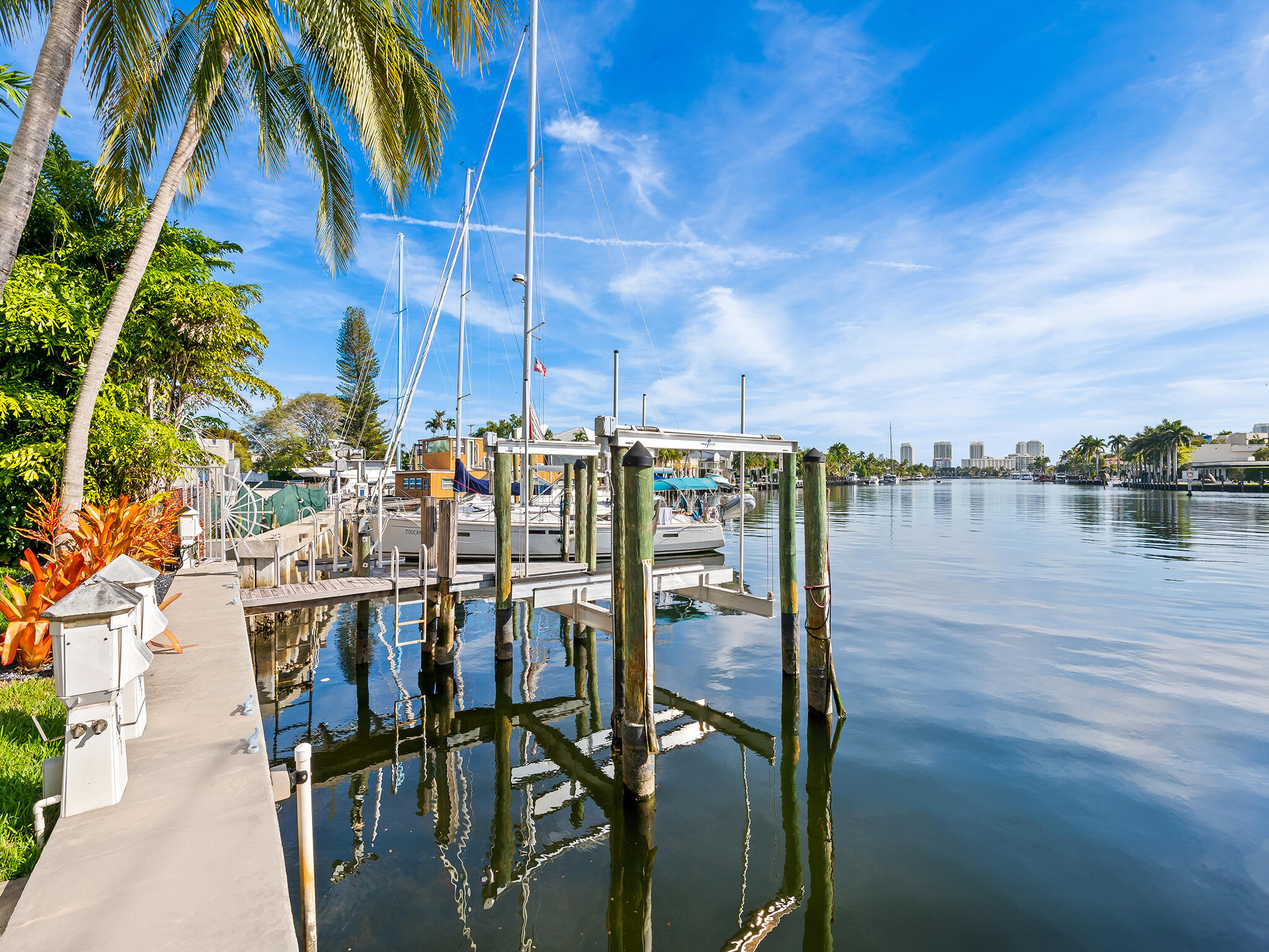 ARIA AT LAS OLAS CONDO - Residential Lease
