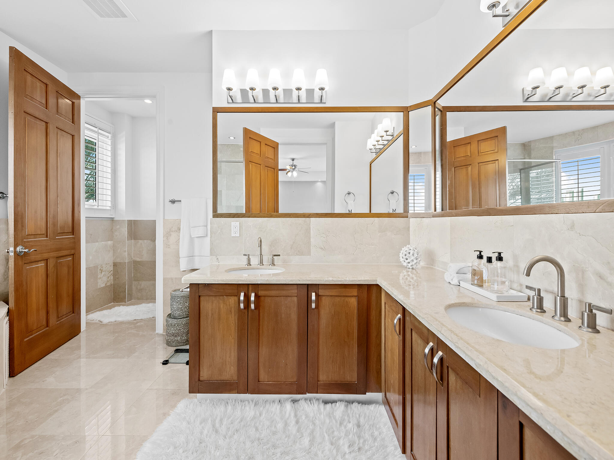 ARIA AT LAS OLAS CONDO - Residential Lease