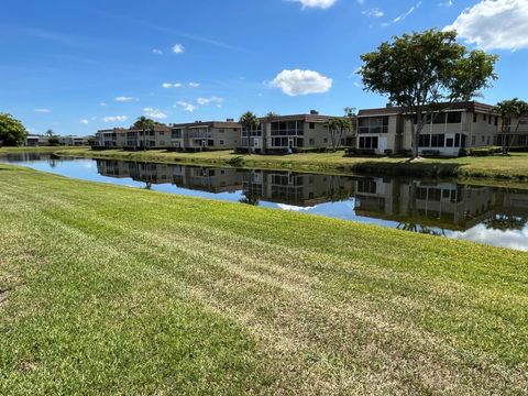 291 Saxony 'G' Delray Beach FL 33446
