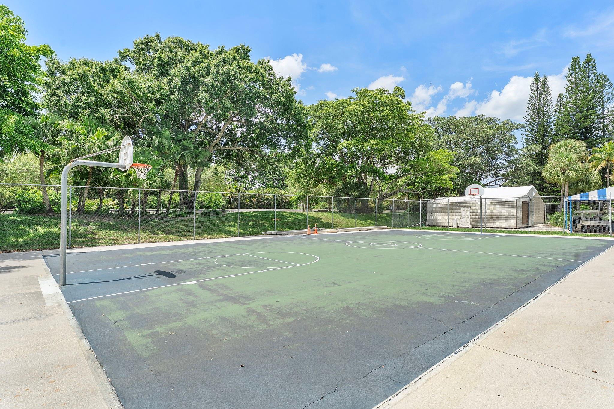 Golden Raintree III - Residential