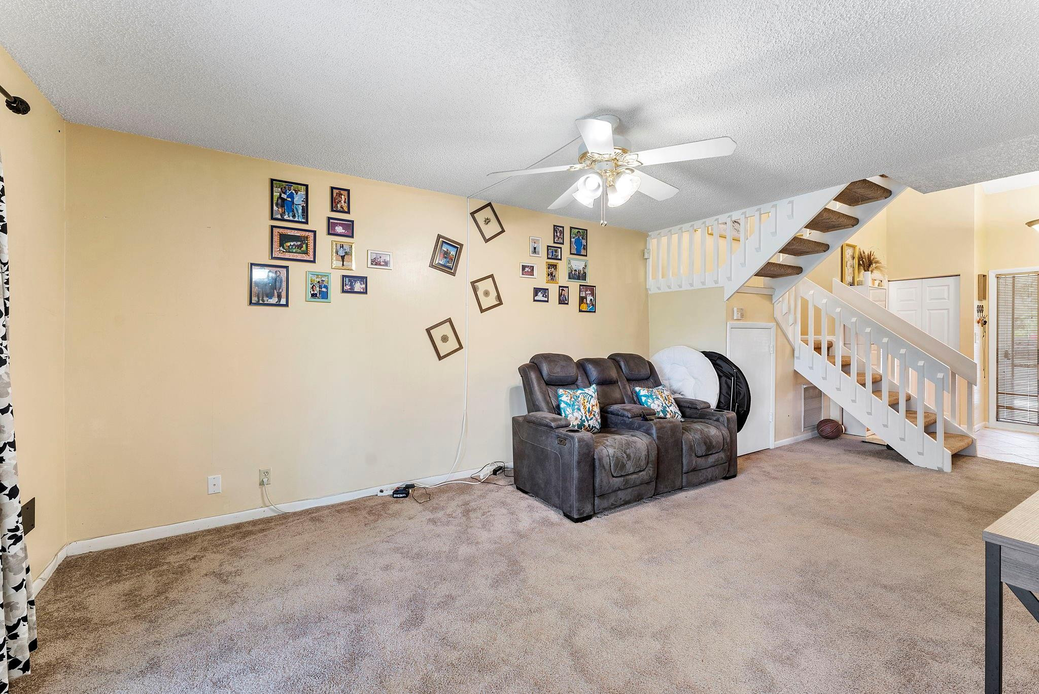 Golden Raintree III - Residential