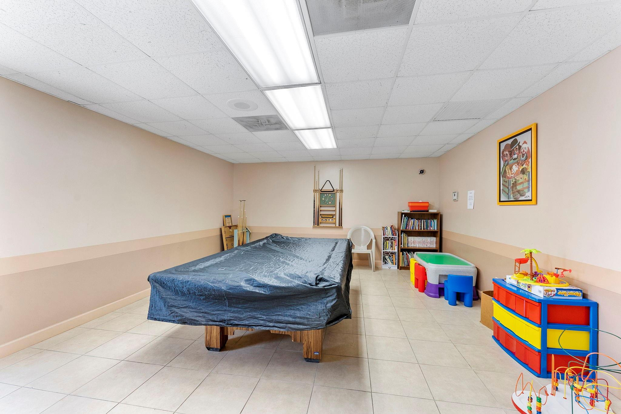 Golden Raintree III - Residential