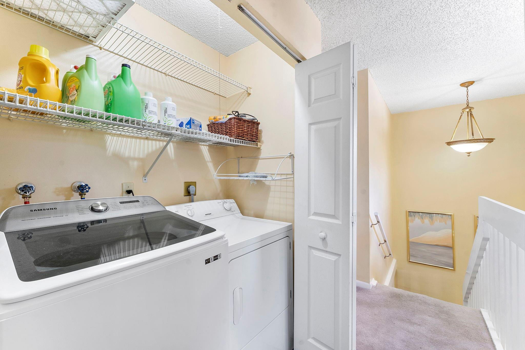 Golden Raintree III - Residential