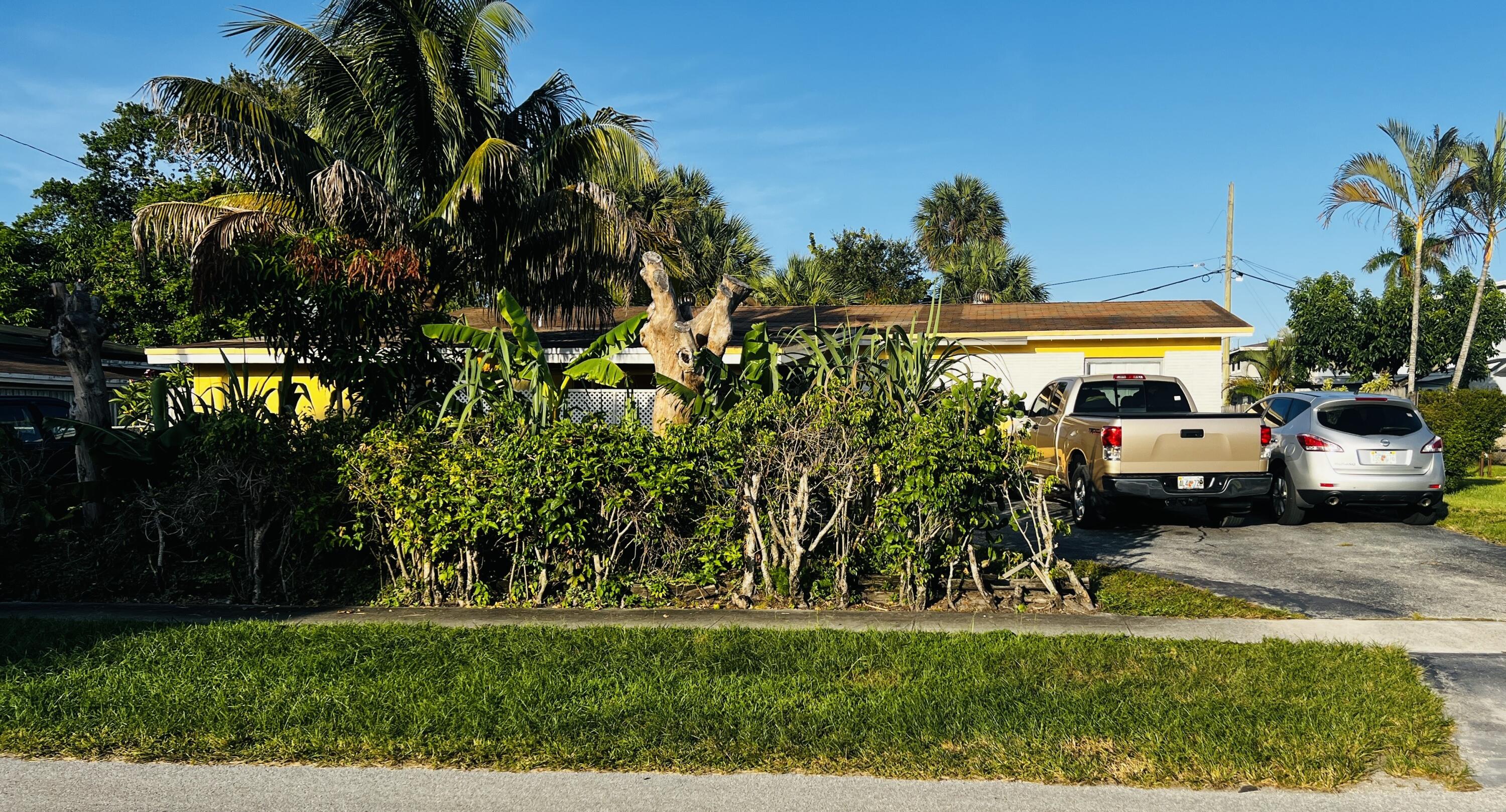 1270 NW 54TH Avenue