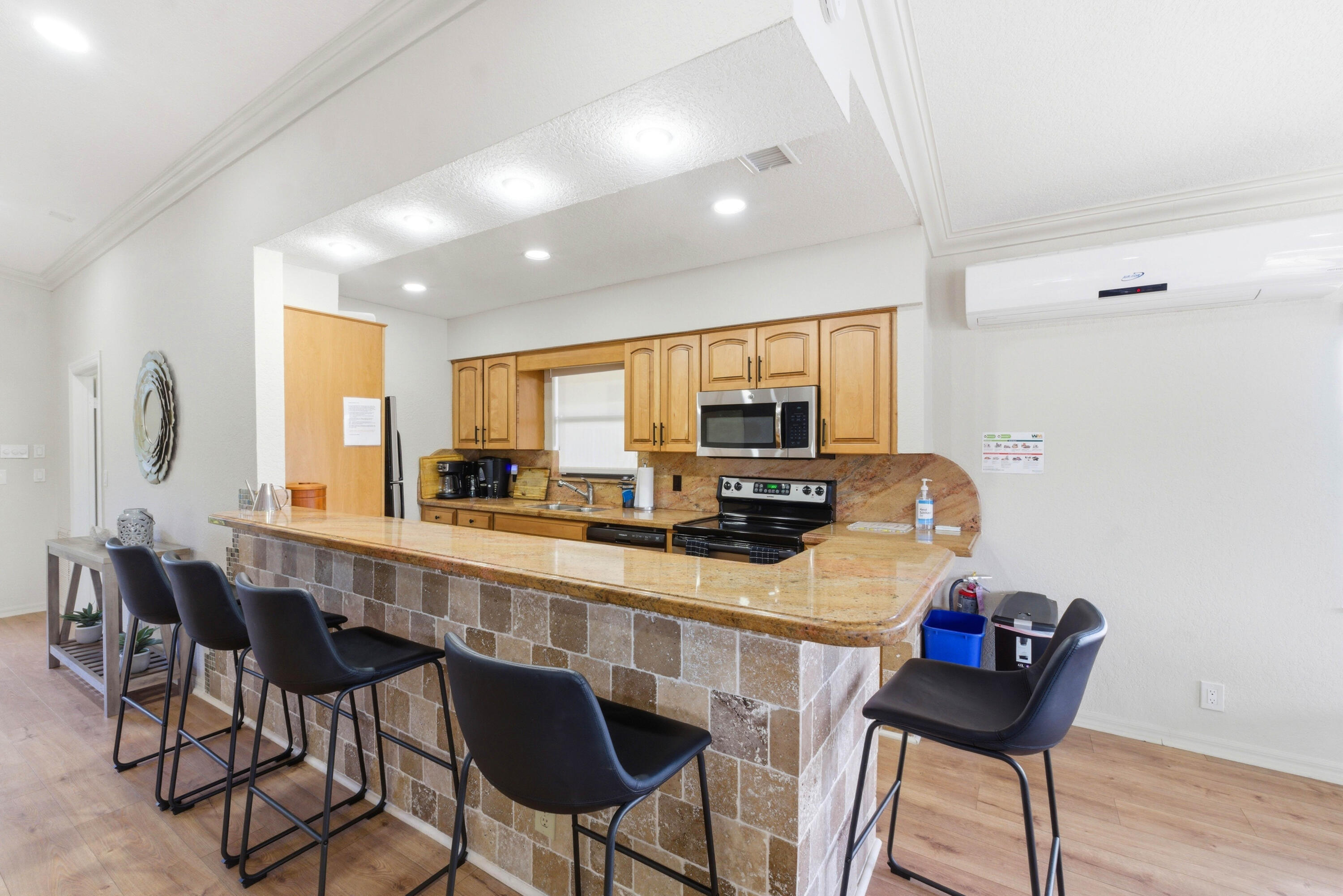 OVERLOOK CONDO - Residential