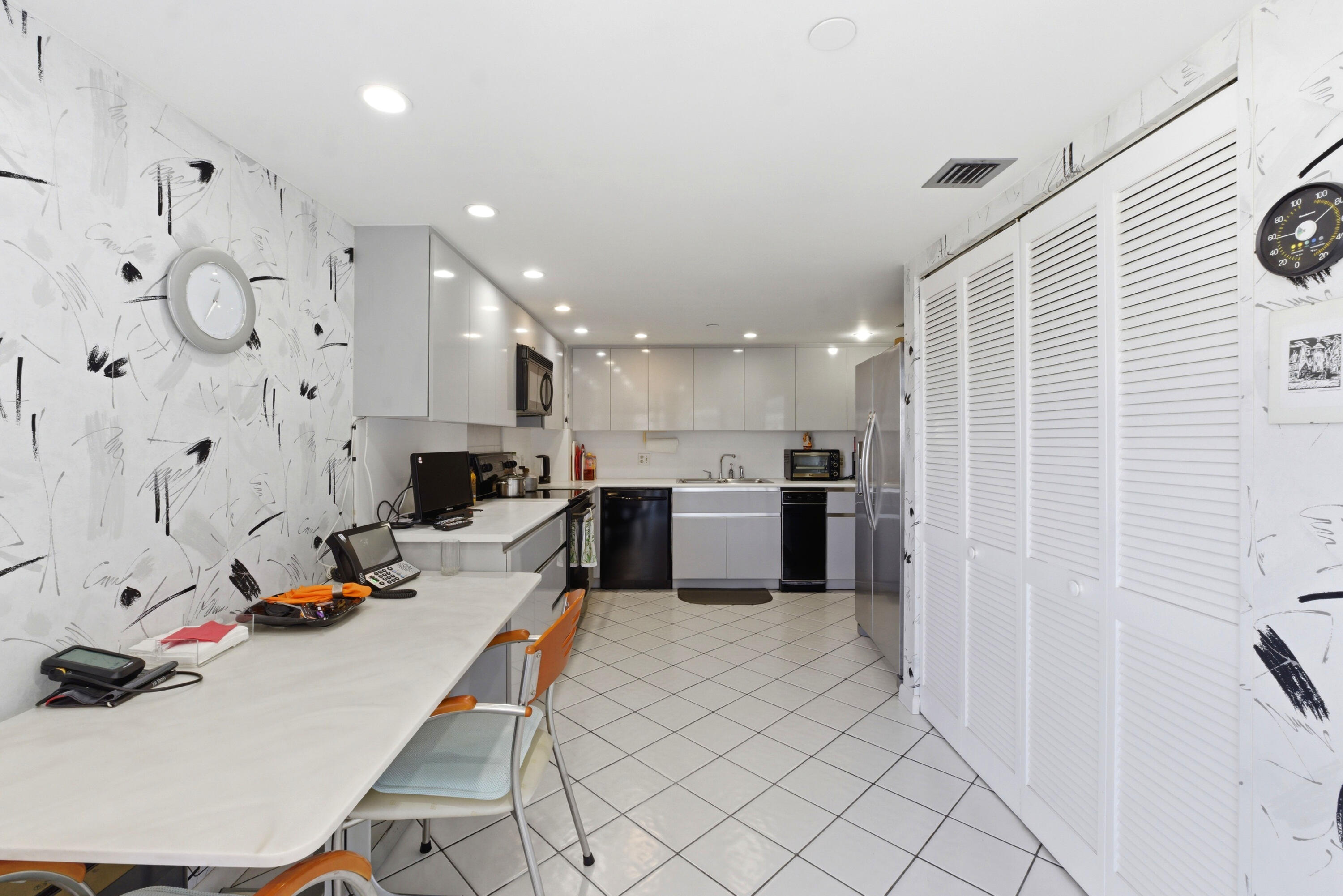 OVERLOOK CONDO - Residential