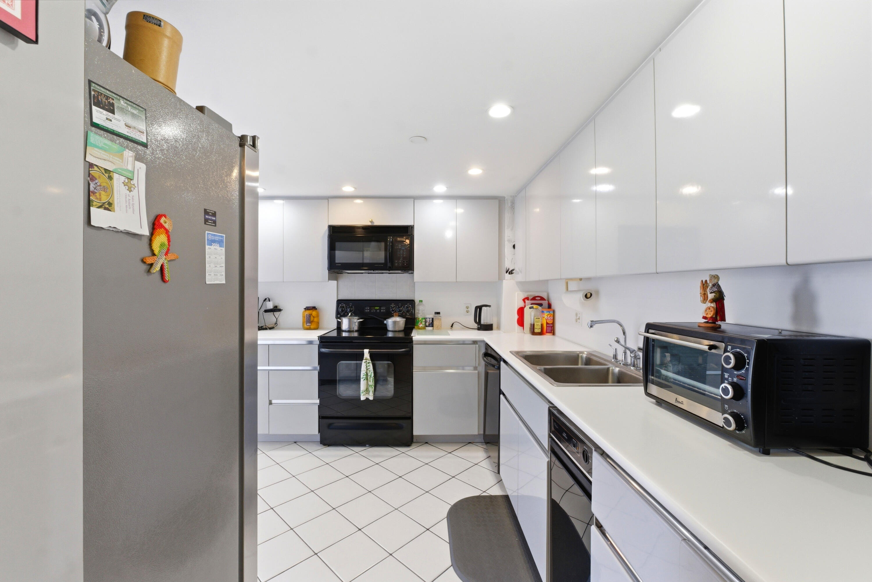 OVERLOOK CONDO - Residential