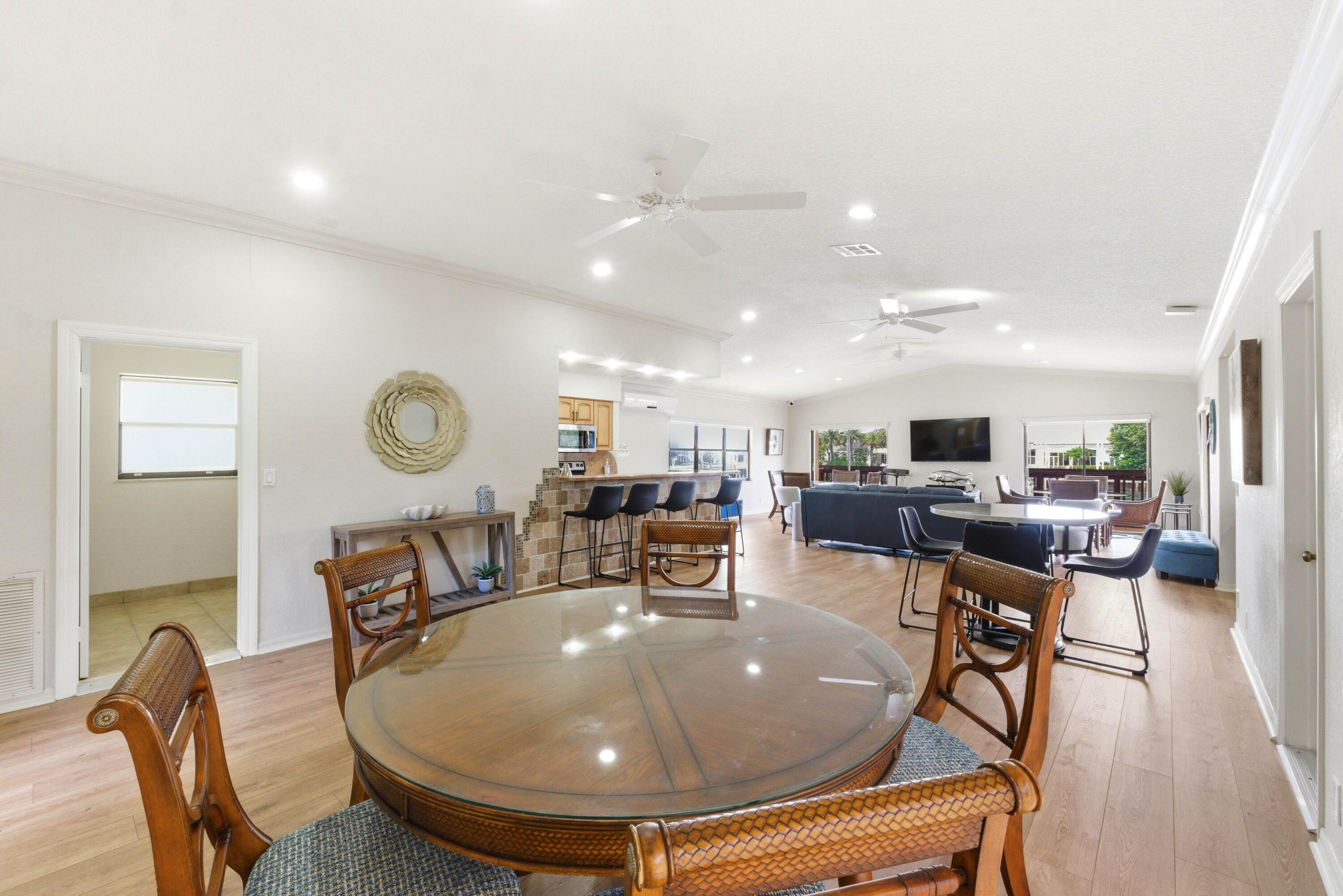 OVERLOOK CONDO - Residential
