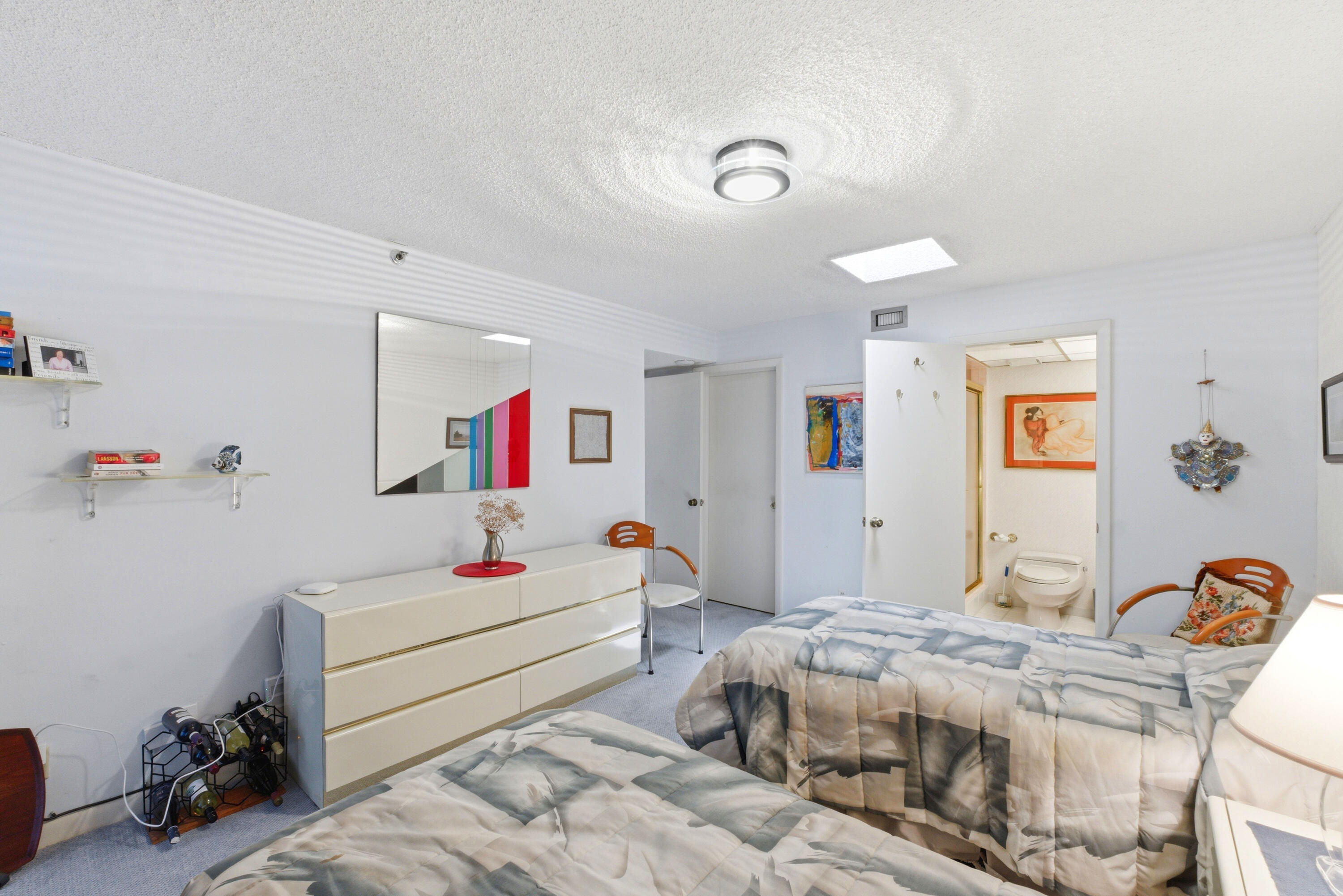 OVERLOOK CONDO - Residential