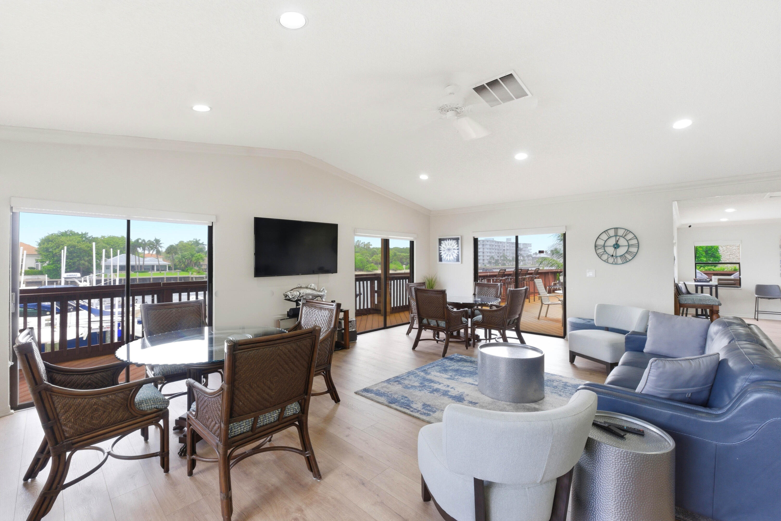 OVERLOOK CONDO - Residential