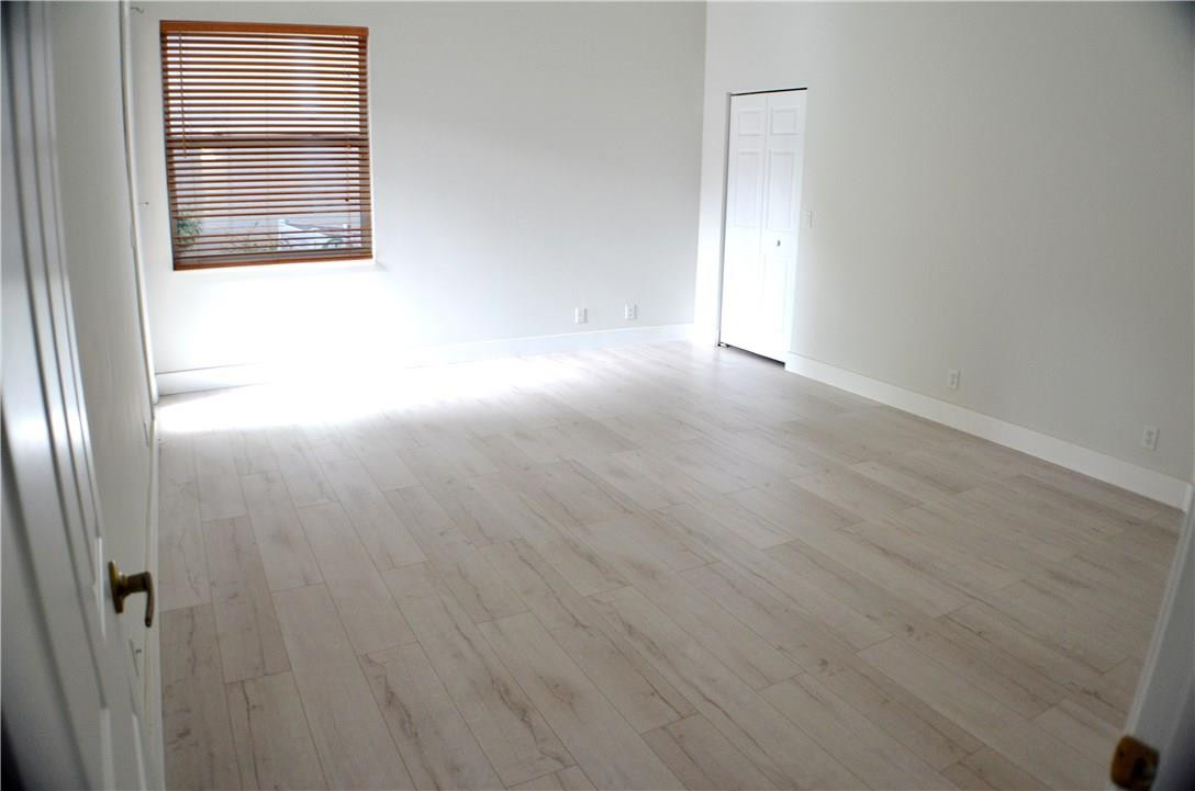Heron Bay Four 160-1 B - Residential