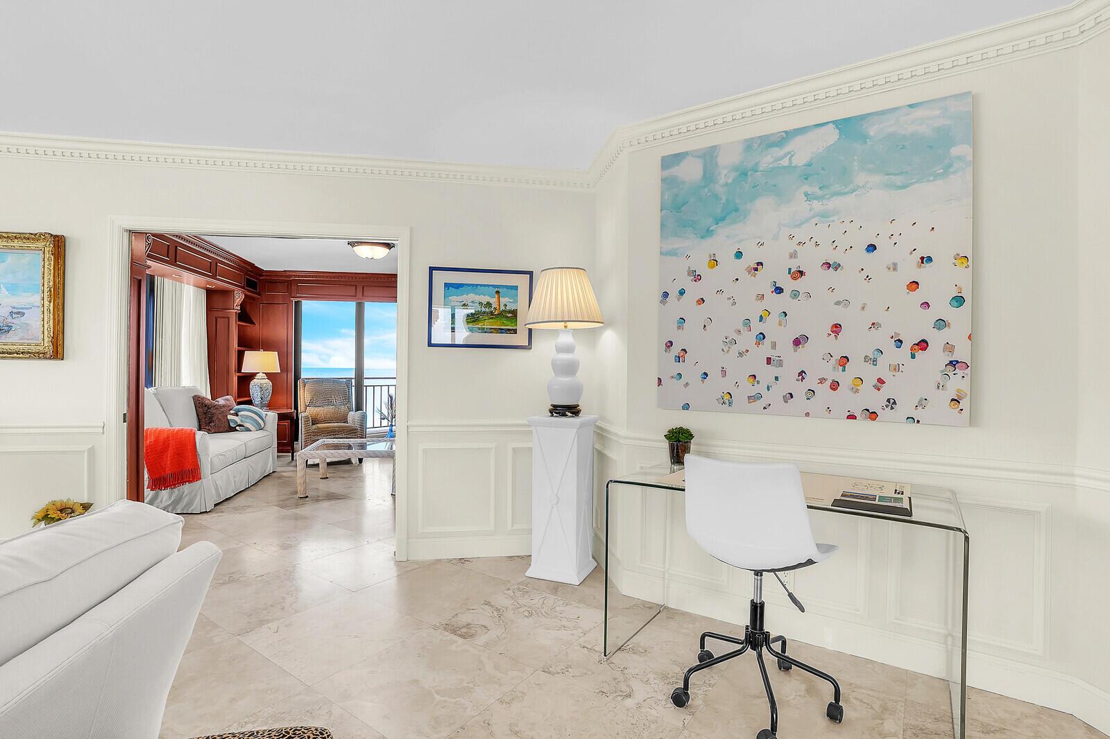 LANDFALL CONDO - Residential