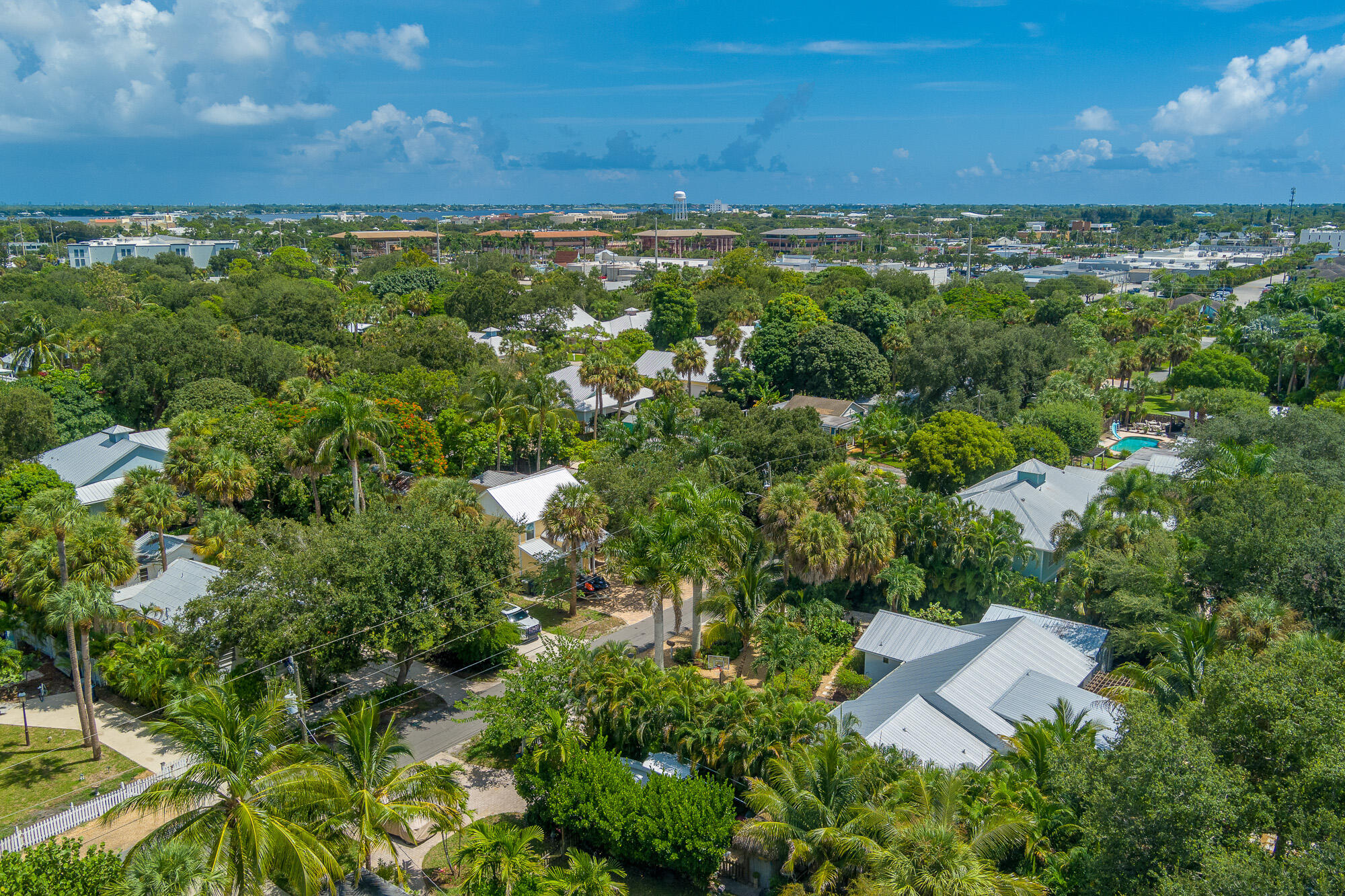 BESSEY'S 3RD ADDITION - Residential