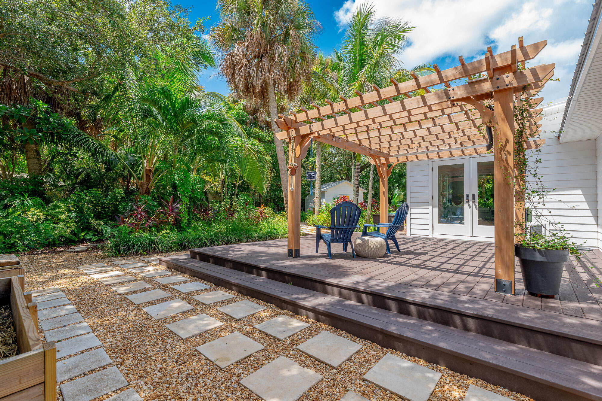 BESSEY'S 3RD ADDITION - Residential