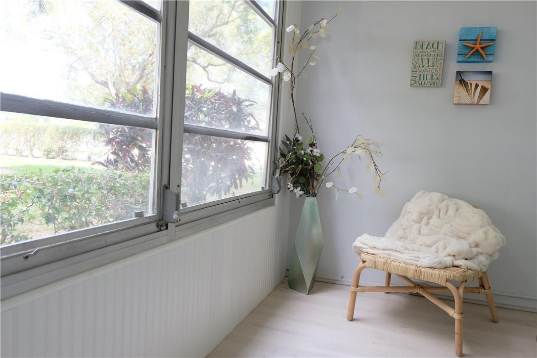 GRANADA VILLAGE - Residential