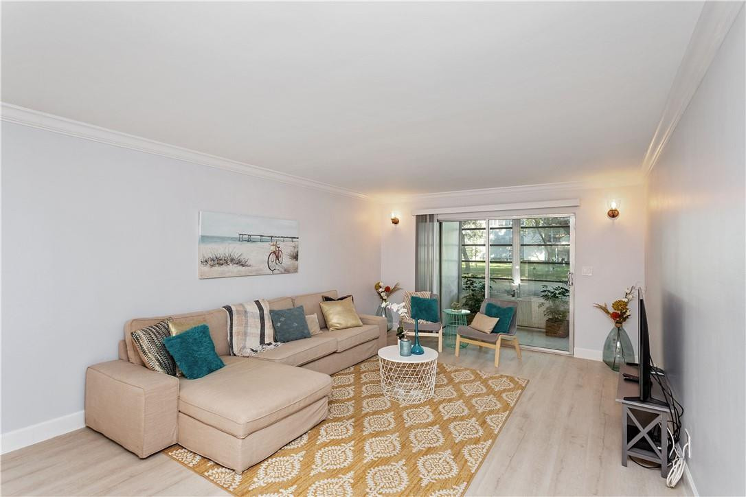 GRANADA VILLAGE - Residential